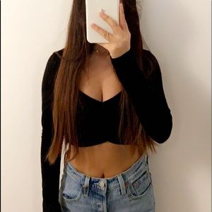 Black Long Sleeve Crop top